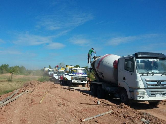 คอนกรีตผสมเสร็จ, คอนกรีตเทพื้น, คอนกรีตโคราช,รถปูนโคราช