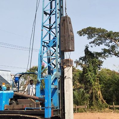 ตอกเสาเข็ม